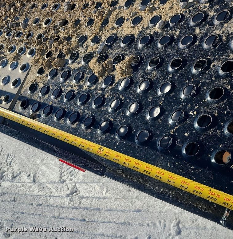 image for item MQ9569 2020 Isuzu  NPR rollback truck