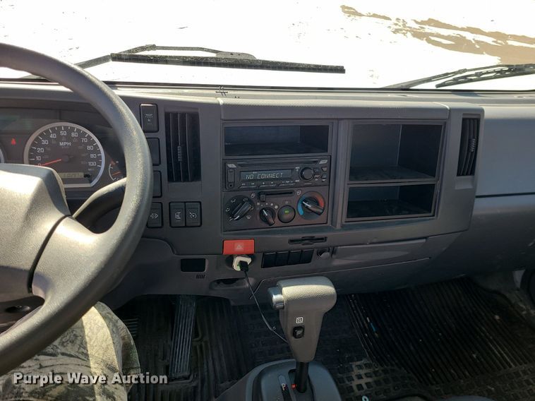 image for item MQ9569 2020 Isuzu  NPR rollback truck