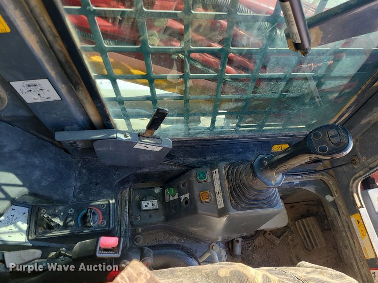 image for item MQ9570 2018 Takeuchi  TL8 tracked skid steer loader