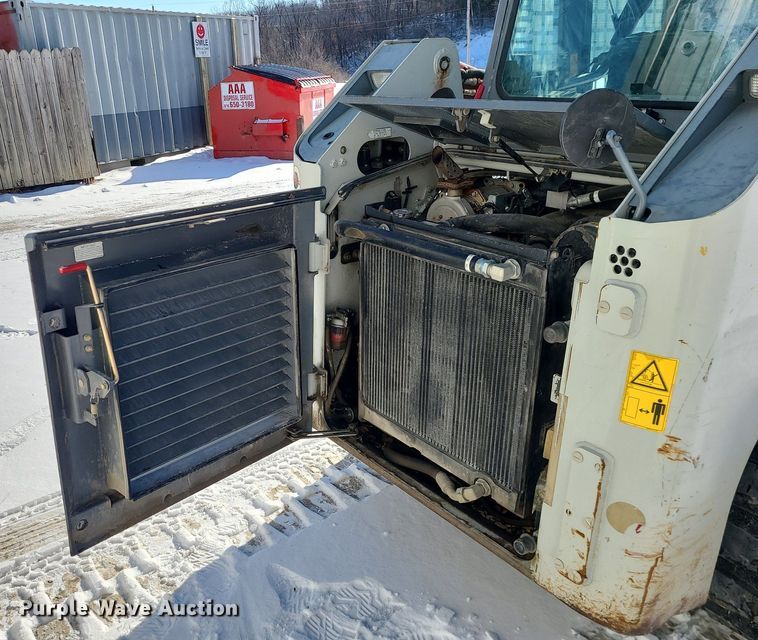 image for item MQ9570 2018 Takeuchi  TL8 tracked skid steer loader