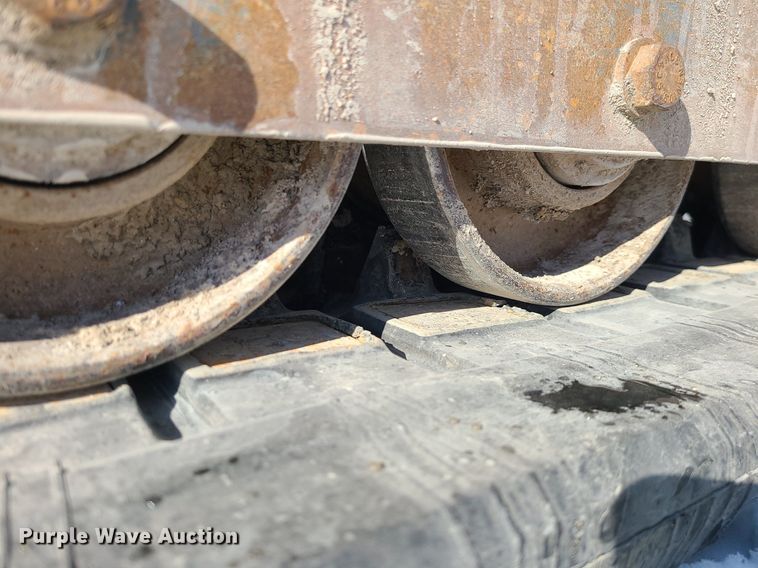 image for item MQ9570 2018 Takeuchi  TL8 tracked skid steer loader