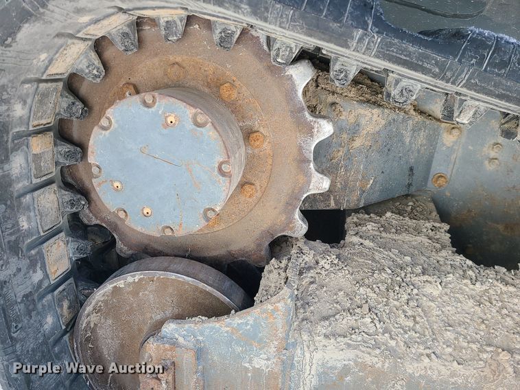 image for item MQ9570 2018 Takeuchi  TL8 tracked skid steer loader