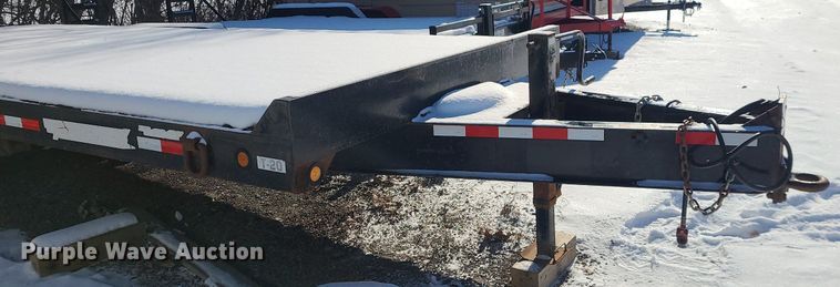 image for item MQ9571 2009 Towmaster T-20 equipment trailer