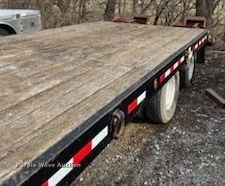 image for item MQ9571 2009 Towmaster T-20 equipment trailer