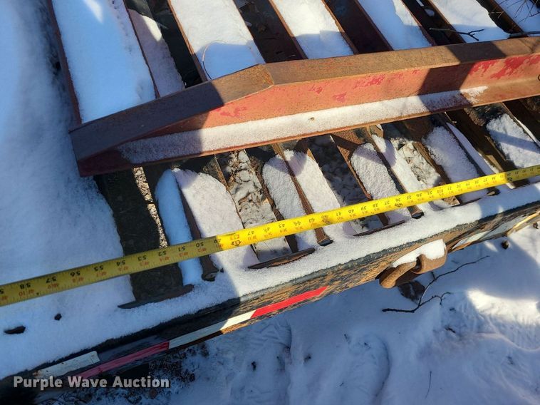 image for item MQ9571 2009 Towmaster T-20 equipment trailer