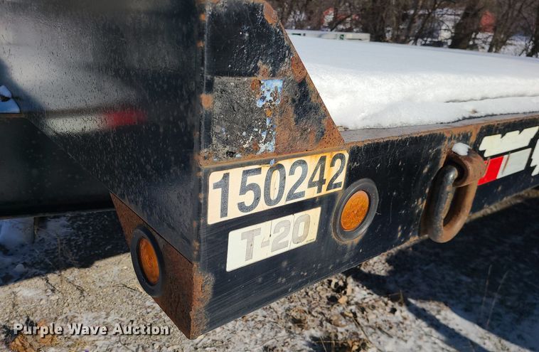 image for item MQ9571 2009 Towmaster T-20 equipment trailer