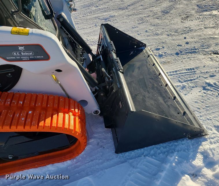 image for item MQ9576 2023 Bobcat T66 tracked skid steer loader
