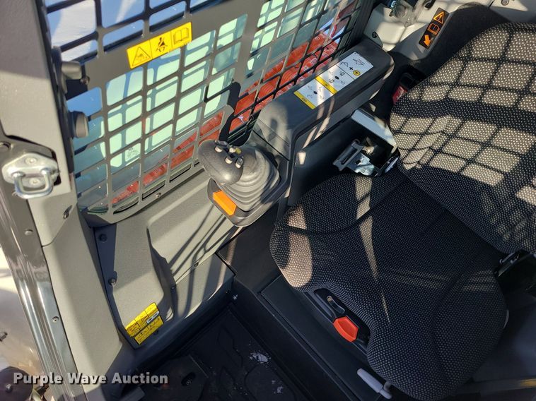 image for item MQ9576 2023 Bobcat T66 tracked skid steer loader