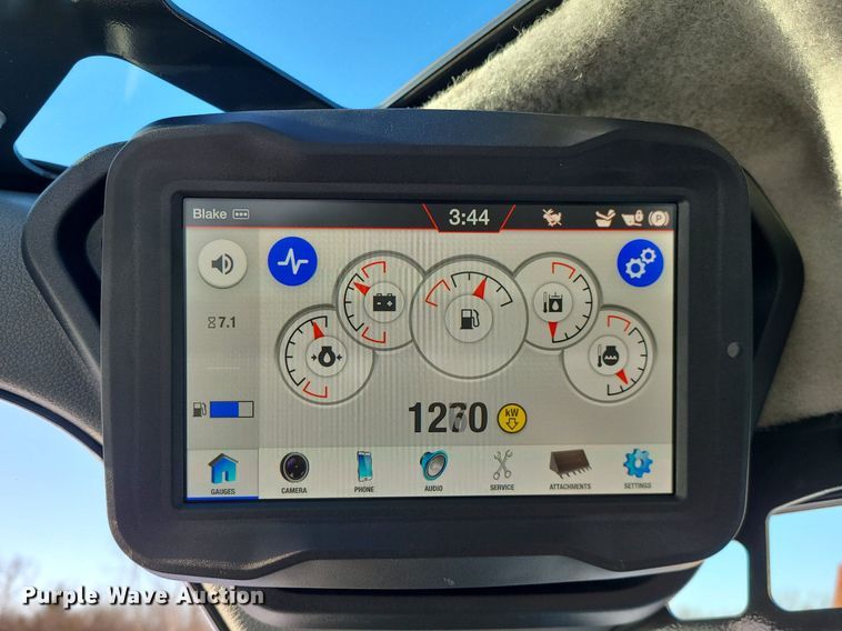 image for item MQ9576 2023 Bobcat T66 tracked skid steer loader