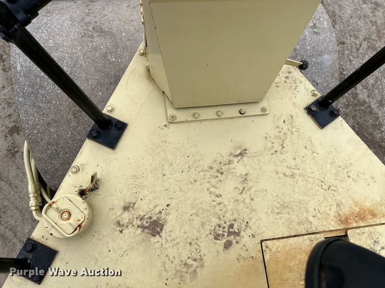 image for item NE9717 1992 Ingersoll Rand DD-65 double drum roller