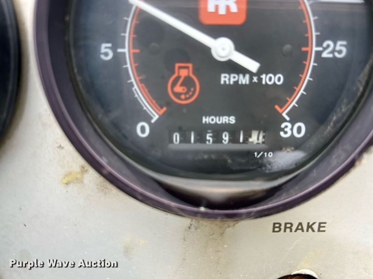 image for item NE9717 1992 Ingersoll Rand DD-65 double drum roller