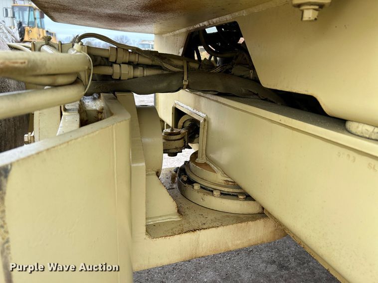 image for item NE9717 1992 Ingersoll Rand DD-65 double drum roller