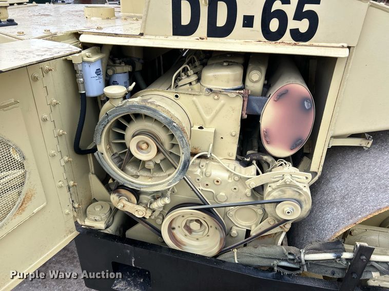 image for item NE9717 1992 Ingersoll Rand DD-65 double drum roller