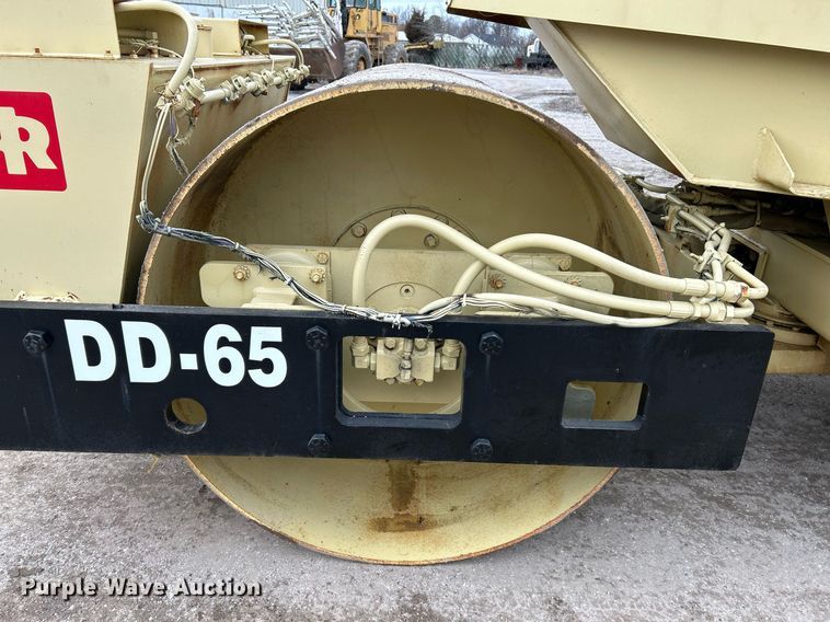 image for item NE9717 1992 Ingersoll Rand DD-65 double drum roller