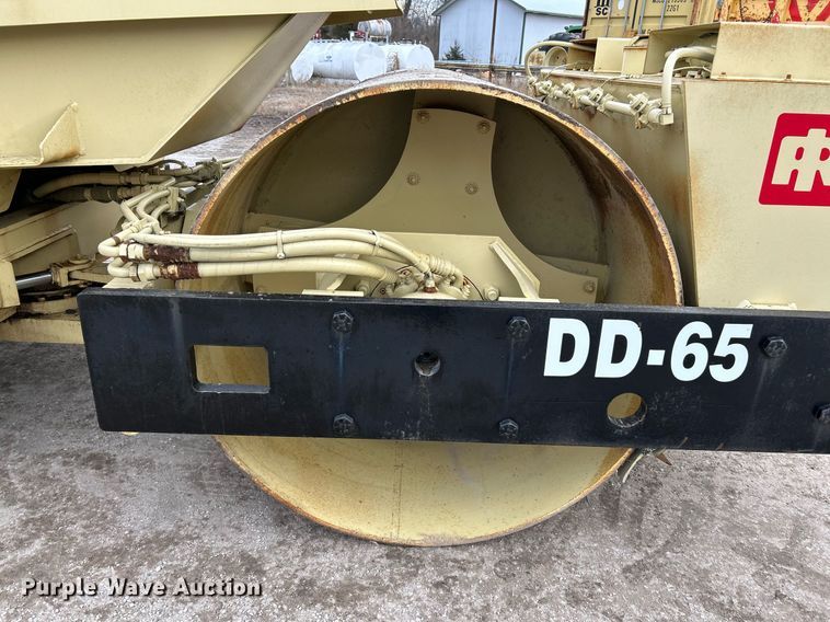 image for item NE9717 1992 Ingersoll Rand DD-65 double drum roller