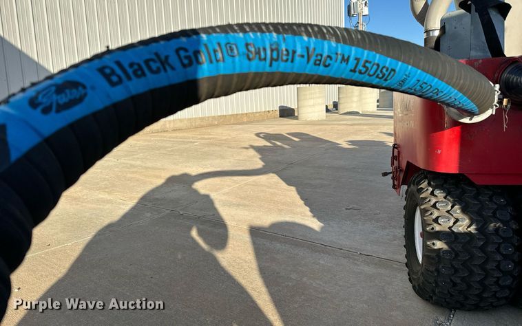 image for item NI9718 Ventrac 4500Z municipal tractor with vacuum