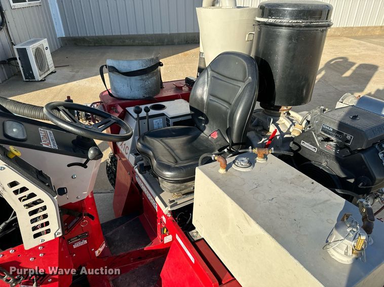 image for item NI9718 Ventrac 4500Z municipal tractor with vacuum