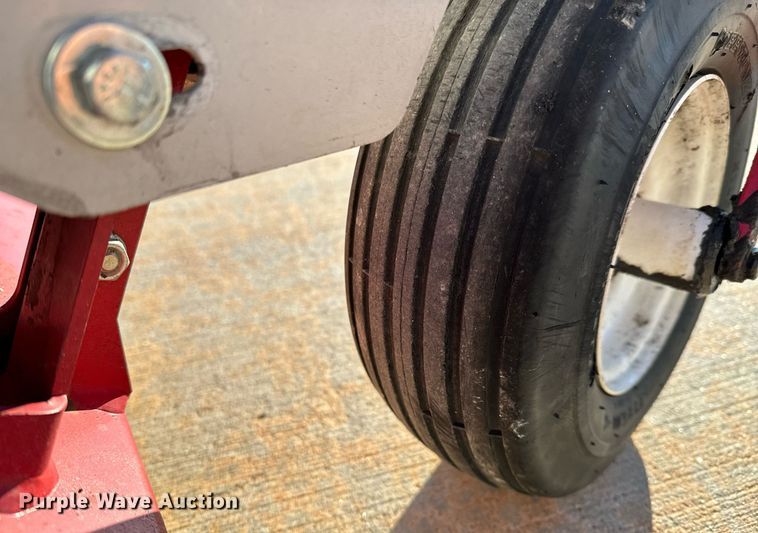 image for item NI9718 Ventrac 4500Z municipal tractor with vacuum