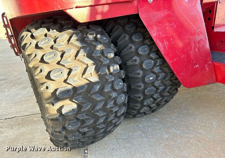 image for item NI9718 Ventrac 4500Z municipal tractor with vacuum