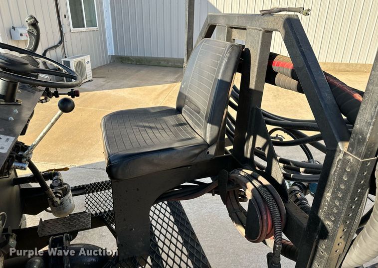 image for item NI9719 2018 Blastcrete DA-350 seal coat applicator