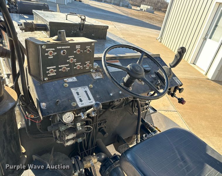 image for item NI9719 2018 Blastcrete DA-350 seal coat applicator