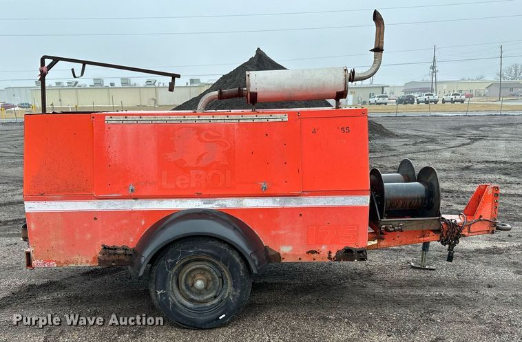 image for item NI9740 1995 LeROI Q175DJ-E air compressor