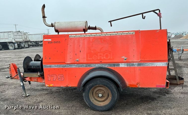 image for item NI9740 1995 LeROI Q175DJ-E air compressor