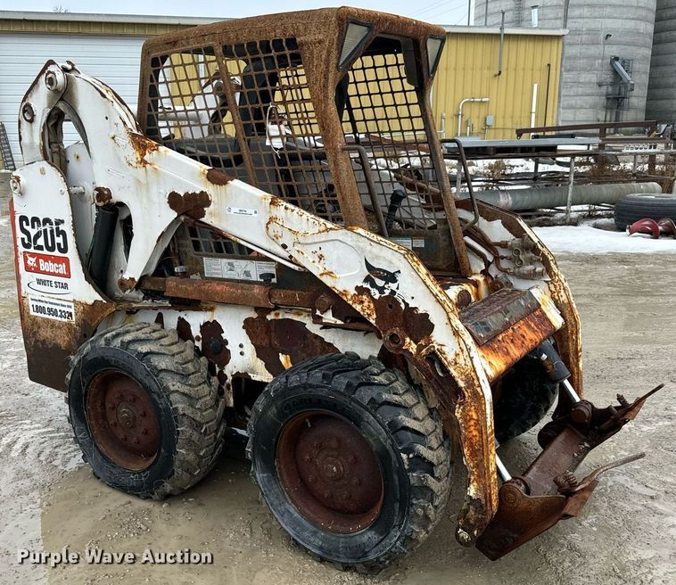 image for item NI9744 2008 Bobcat S205 skid steer loader