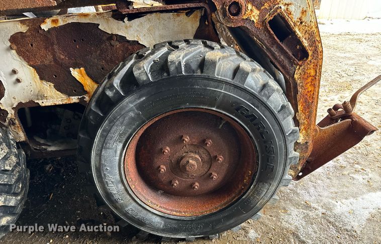 image for item NI9744 2008 Bobcat S205 skid steer loader