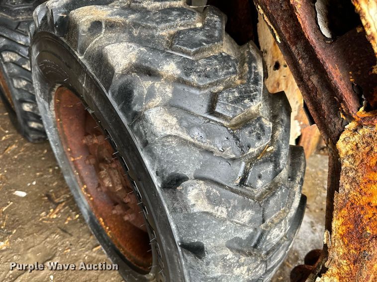 image for item NI9744 2008 Bobcat S205 skid steer loader