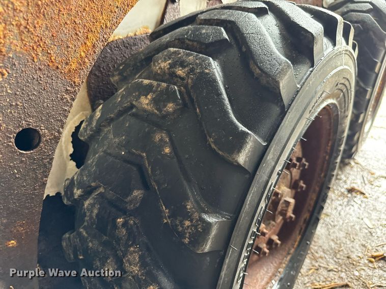 image for item NI9744 2008 Bobcat S205 skid steer loader