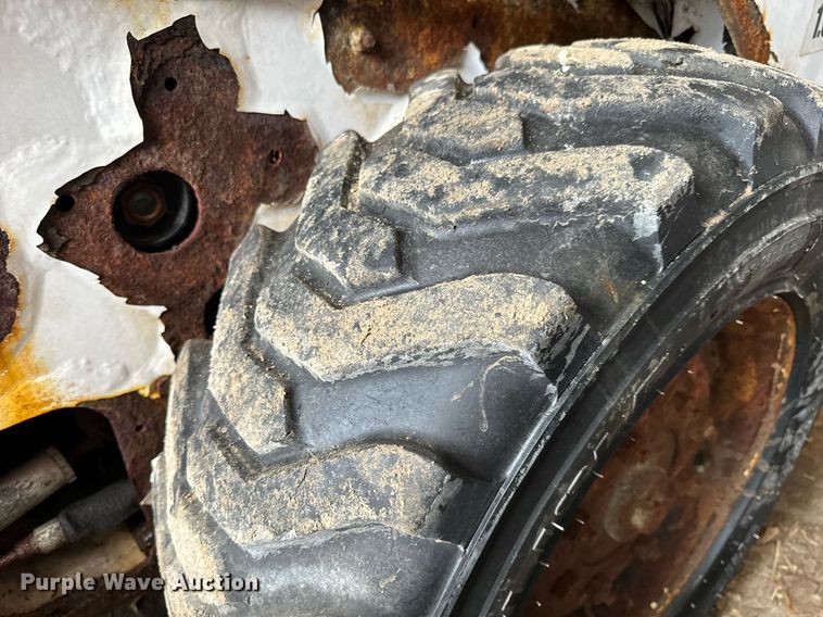 image for item NI9744 2008 Bobcat S205 skid steer loader