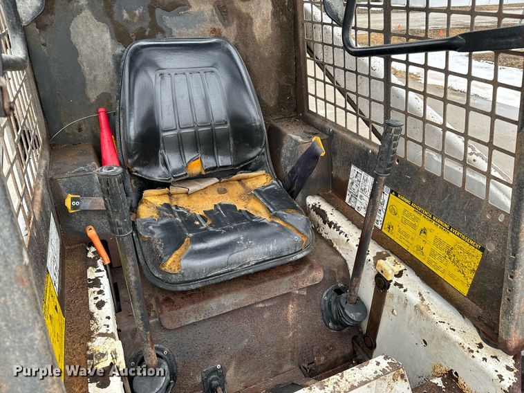 image for item NI9745 1989 Bobcat 743 skid steer loader