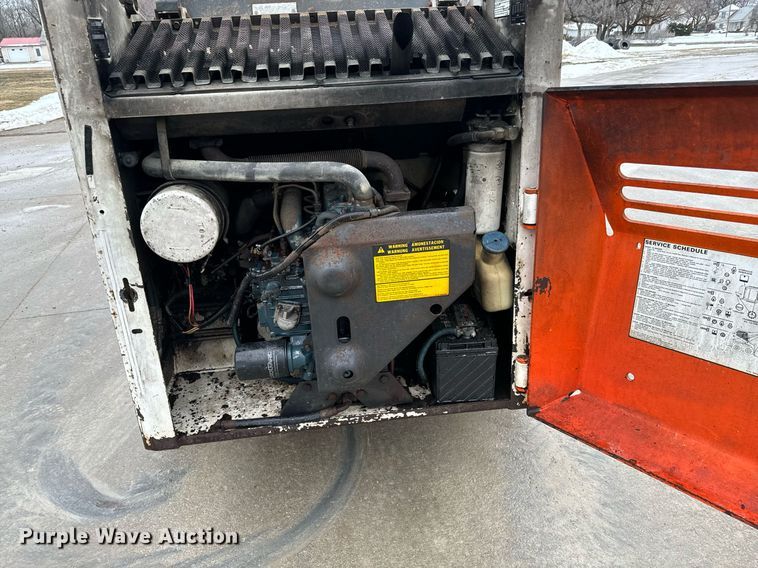 image for item NI9745 1989 Bobcat 743 skid steer loader