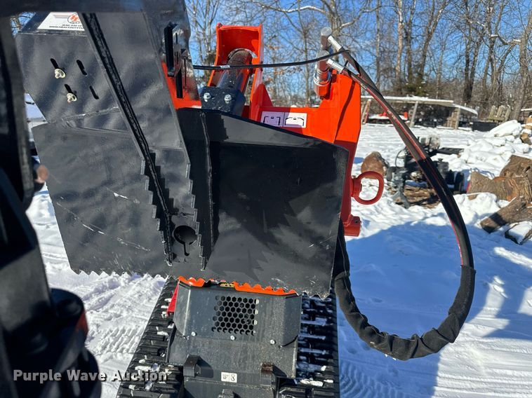 image for item NL9345 Blue Diamond  106720-25 compact utility loader log grapple