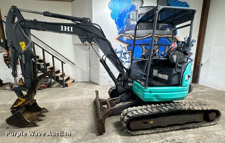 image for item NM9234 2015 IHI 35V4 mini excavator