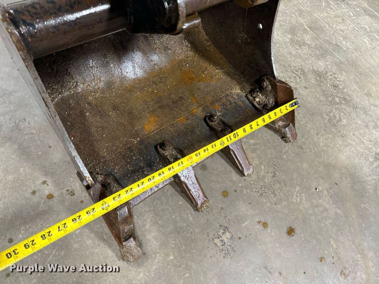 image for item NM9234 2015 IHI 35V4 mini excavator