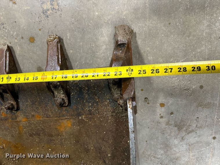 image for item NM9234 2015 IHI 35V4 mini excavator