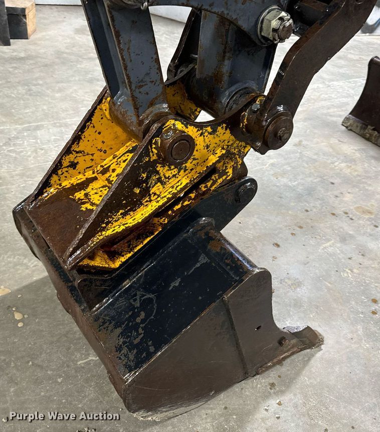 image for item NM9234 2015 IHI 35V4 mini excavator