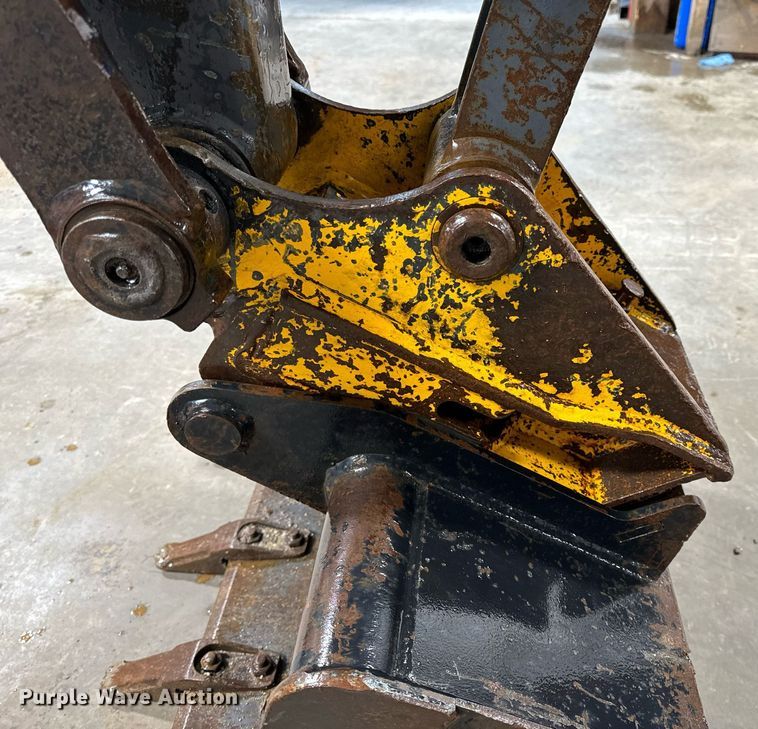 image for item NM9234 2015 IHI 35V4 mini excavator