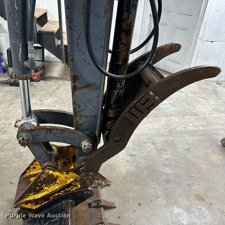 image for item NM9234 2015 IHI 35V4 mini excavator