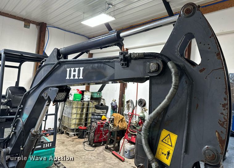 image for item NM9234 2015 IHI 35V4 mini excavator