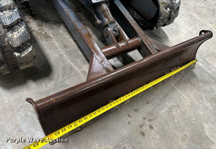 image for item NM9234 2015 IHI 35V4 mini excavator