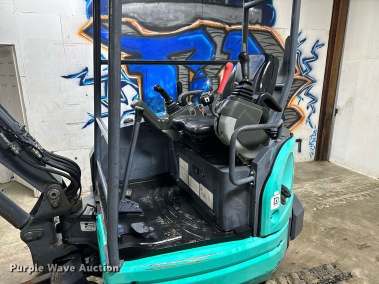 image for item NM9234 2015 IHI 35V4 mini excavator