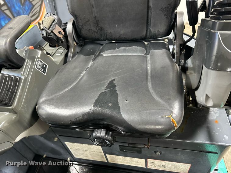 image for item NM9234 2015 IHI 35V4 mini excavator