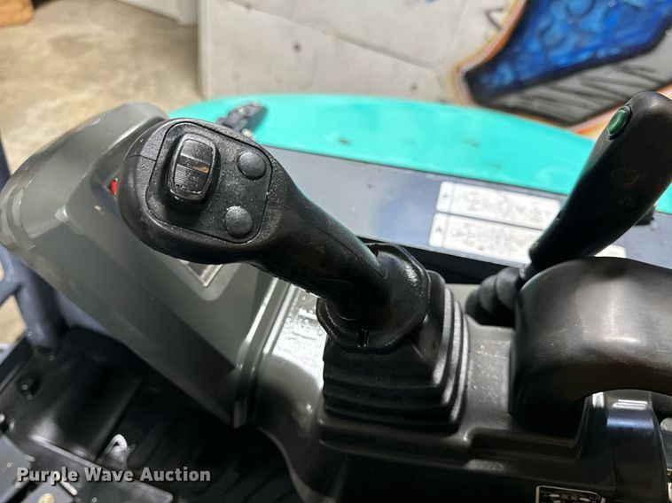 image for item NM9234 2015 IHI 35V4 mini excavator