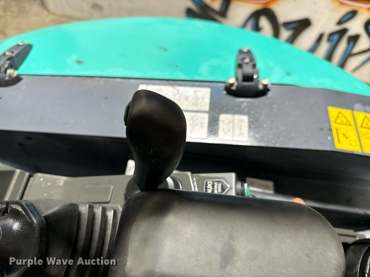 image for item NM9234 2015 IHI 35V4 mini excavator