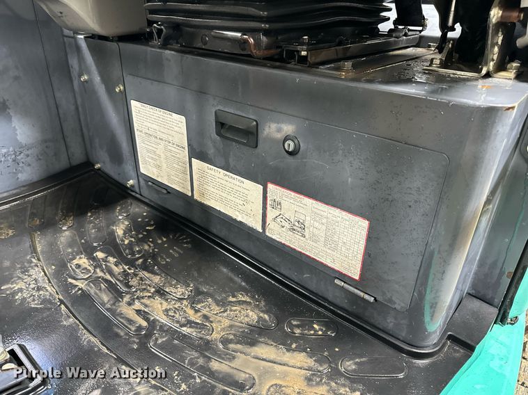 image for item NM9234 2015 IHI 35V4 mini excavator