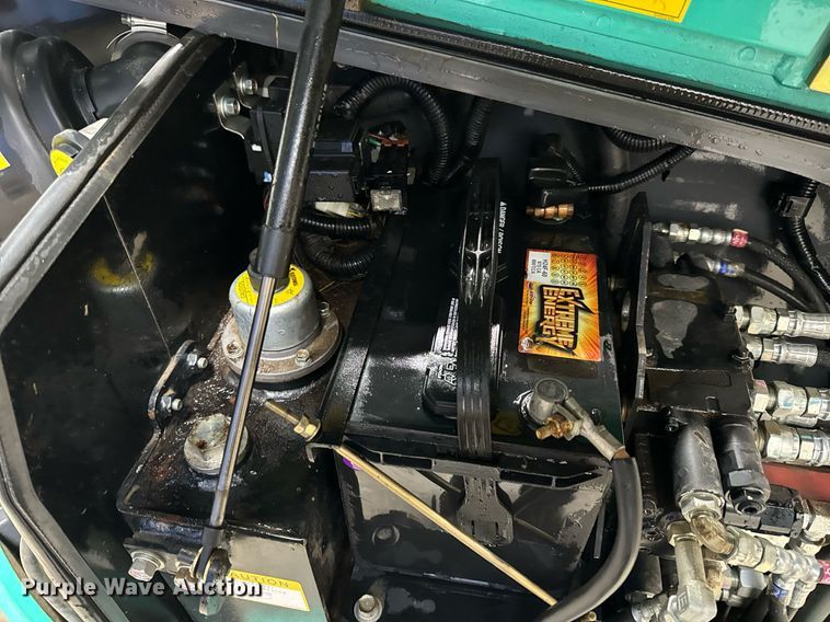 image for item NM9234 2015 IHI 35V4 mini excavator