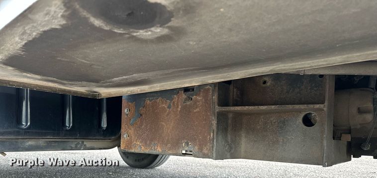 image for item NQ9401 2005 Chevrolet  C7500 utility / service truck